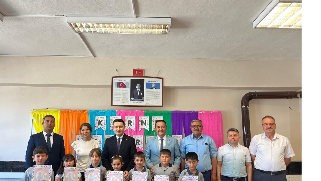 Sevinçli Şehit Mehmet Erdoğan İlkokulu-Ortaokulunda Karne Dağıtım Töreni Düzenlendi